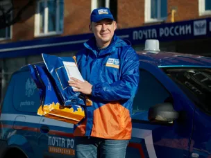 Почтовые герои: 45 000 тонн посылок и 65 путешествий к Луне